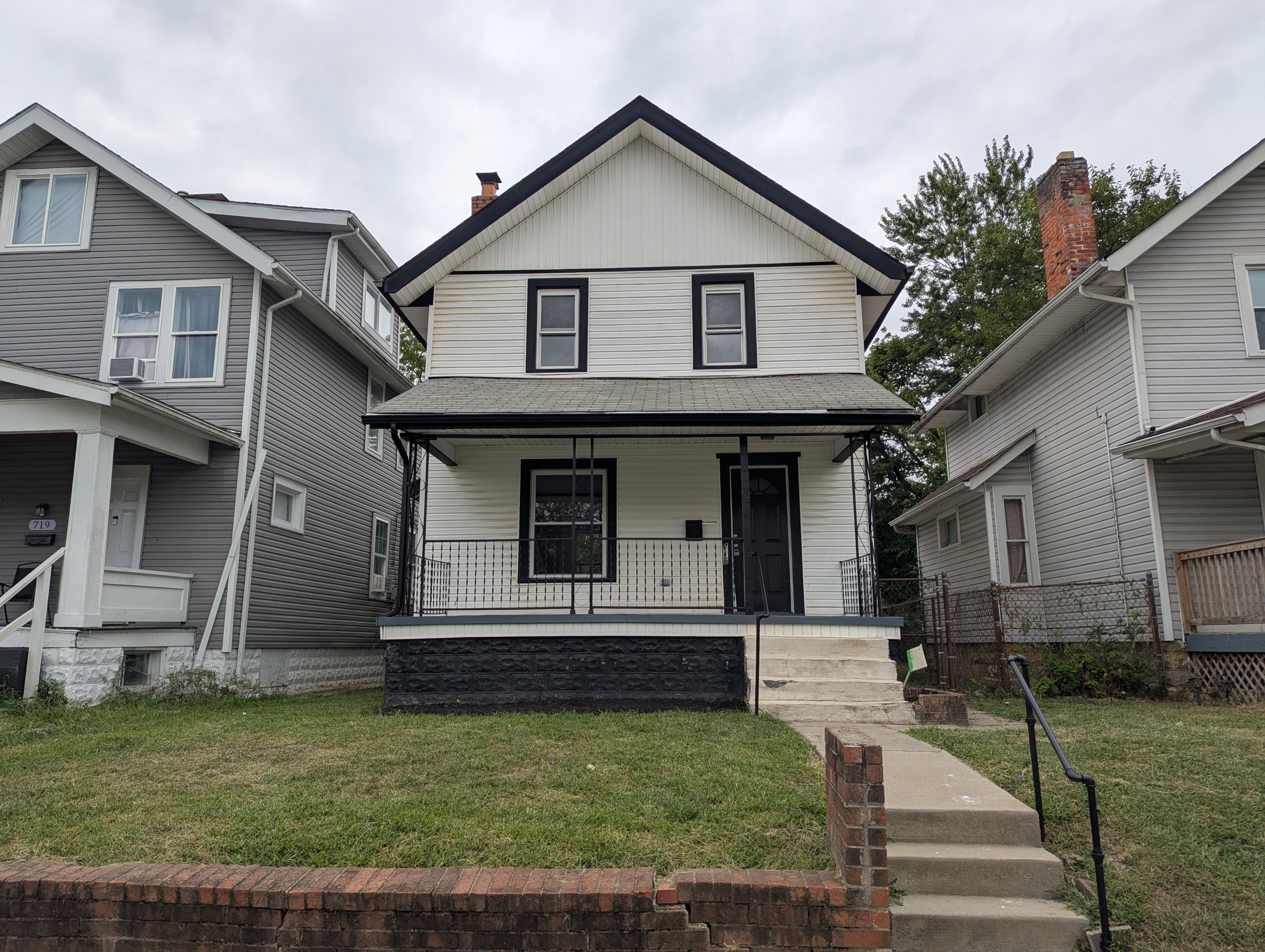 715 Seymour Avenue