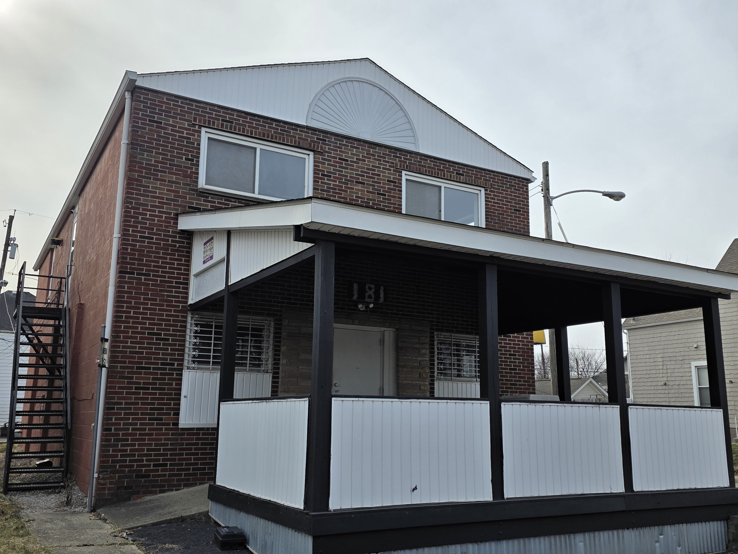 181 East Innis Avenue - 1